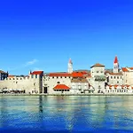 Spira Puovica Ii Ii Apartment *