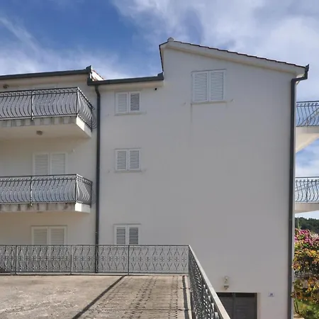 Spira Puovica Ii Ii Apartment